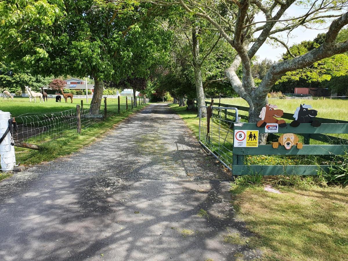 Country Cottage Rotorua Luaran gambar
